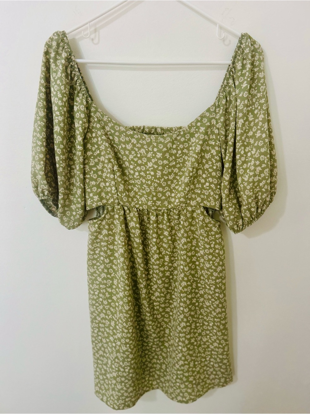 Altar'd State Sage Green Floral Puff Sleeve Mini Dress Side Cutouts M